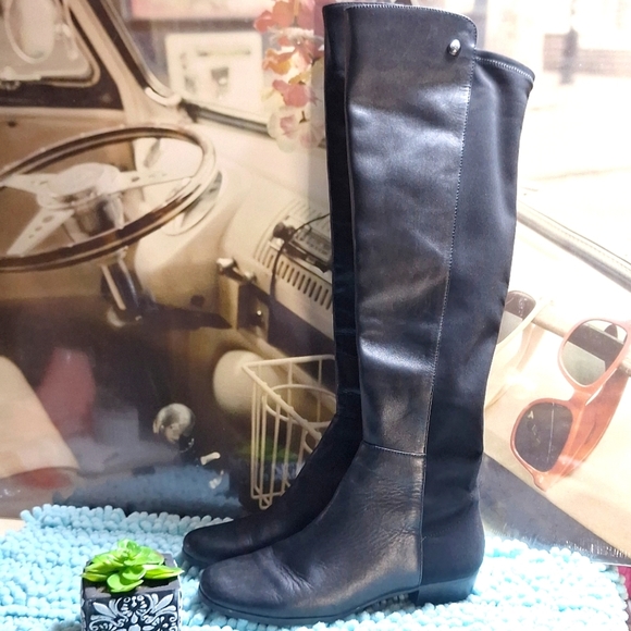 Vince Camuto Shoes - Vince Camuto Librina size 7 tall boots, black leather. Excellent shape